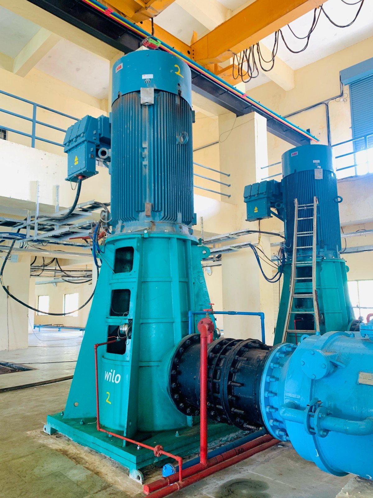 Vertical ABB motors in a pump house