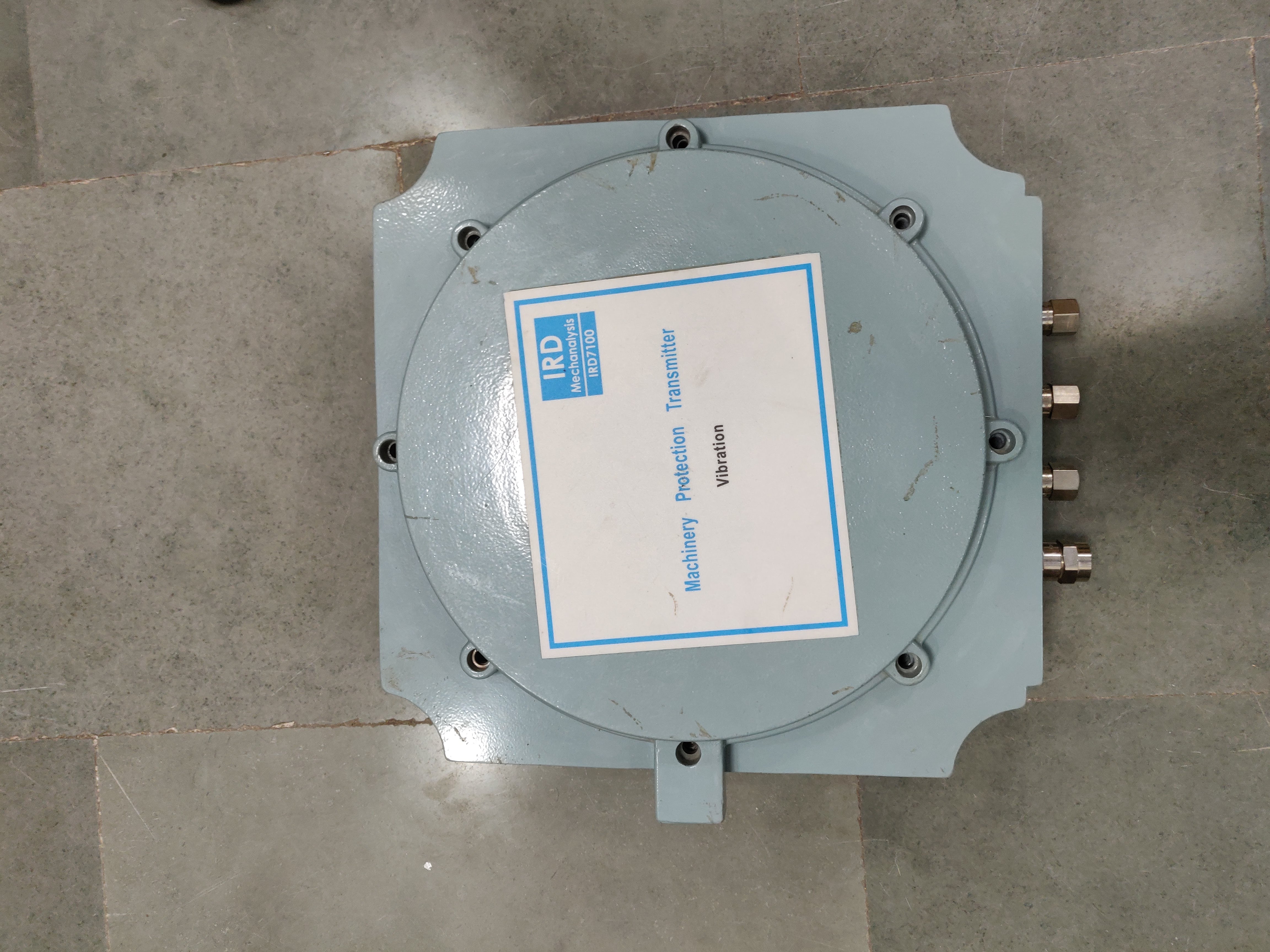 IRD7100, Dual Channel, Inductive velocity input, 0-25 mm/s Pk range, Flame-Proof Enclosure IP65, EX-d, Zone I and II, II B T6, Blind, 110 VAC IRD7100, Dual Channel, Inductive velocity input, 0-25 mm/s Pk range, Flame-Proof Enclosure IP65, EX-d, Zone I and II, II B T6, Blind, 110 VAC
